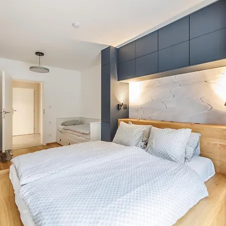 Jasminovy Raj Apartment